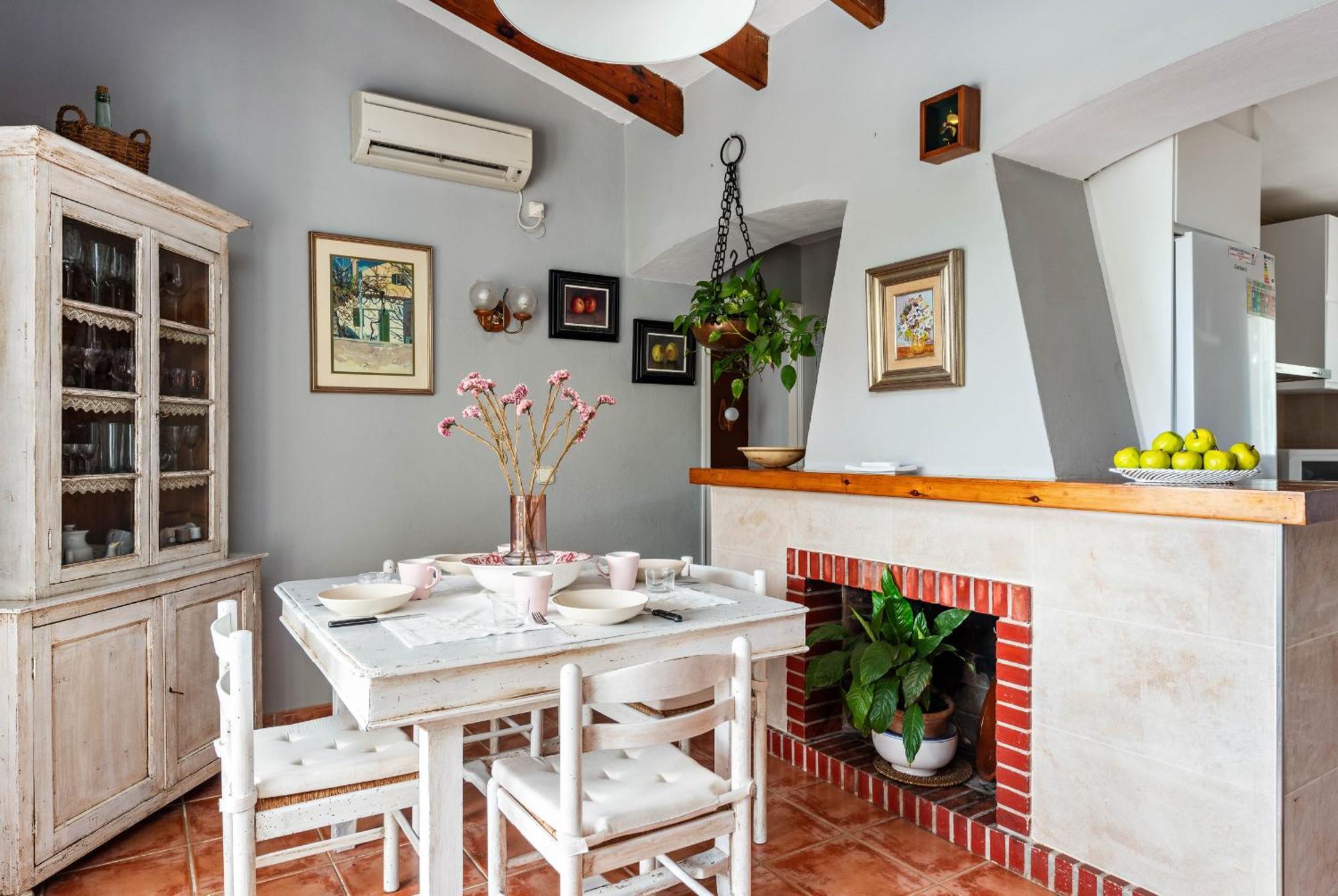 Mari - Calan Porter Villa